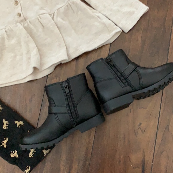 EUC Old Navy Uncorn Boots Outfit 3t Sz 8 boots - Picture 5 of 6